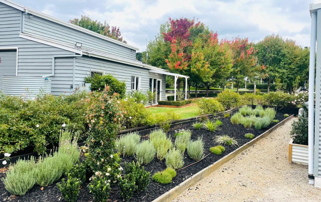 Farm Stay Maple Cottage At Wilindi Estate Tyabb Bagian luar foto