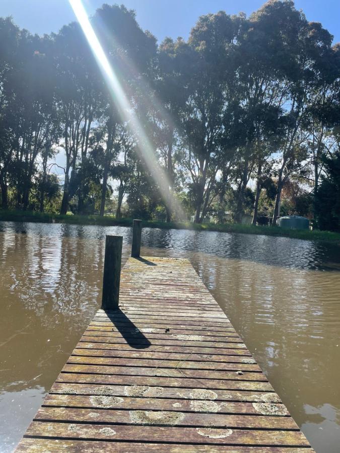 Farm Stay Maple Cottage At Wilindi Estate Tyabb Bagian luar foto